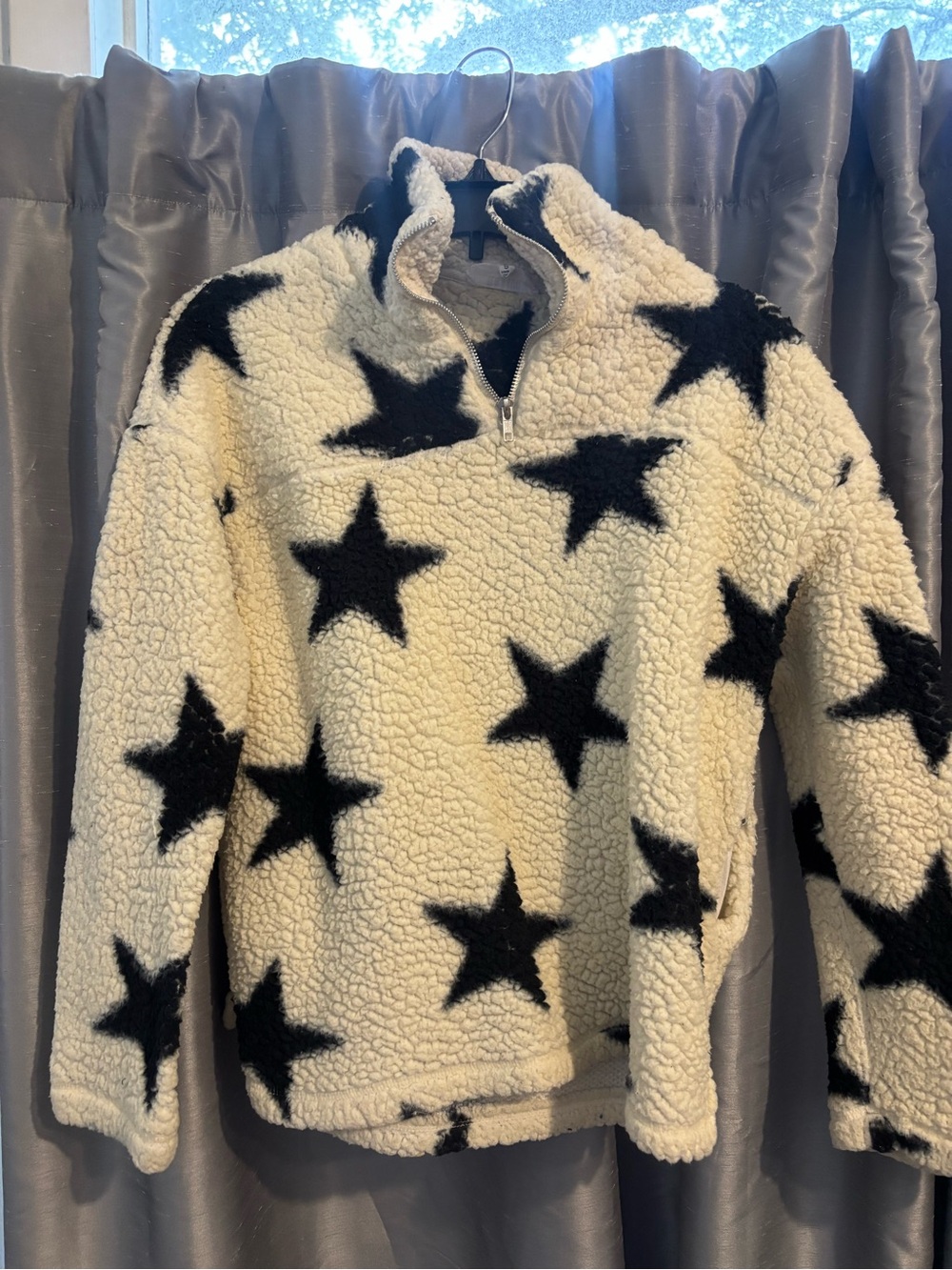 Peach Love California Cream Sherpa Pullover with Black Star Print